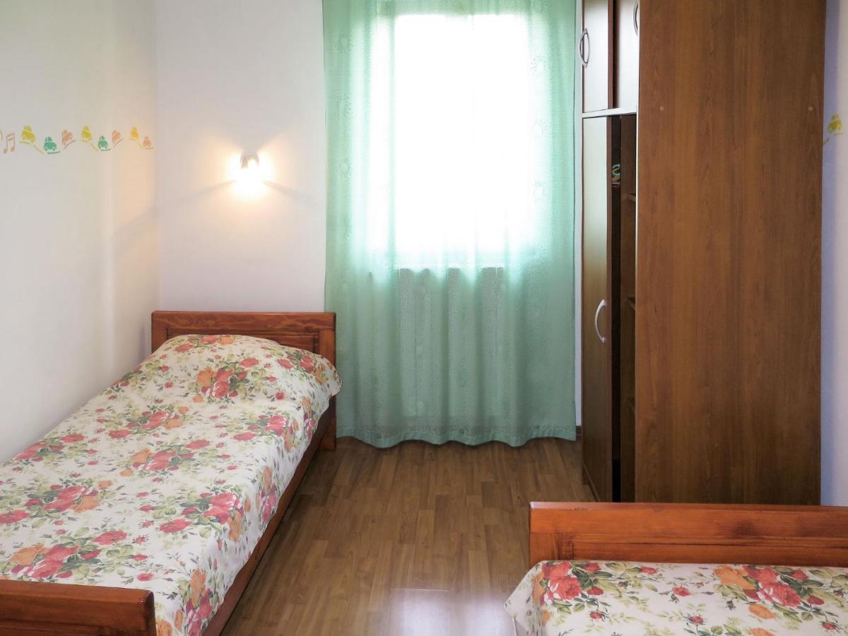 Apartment Ivan & Tina - Roj455 By Interhome Канфанар Екстер'єр фото
